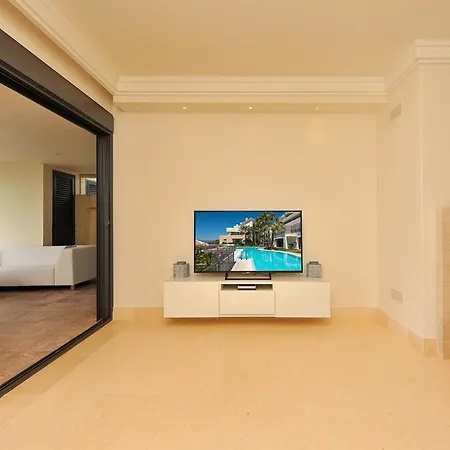 Monteros Hill Club Canovas * Marbella